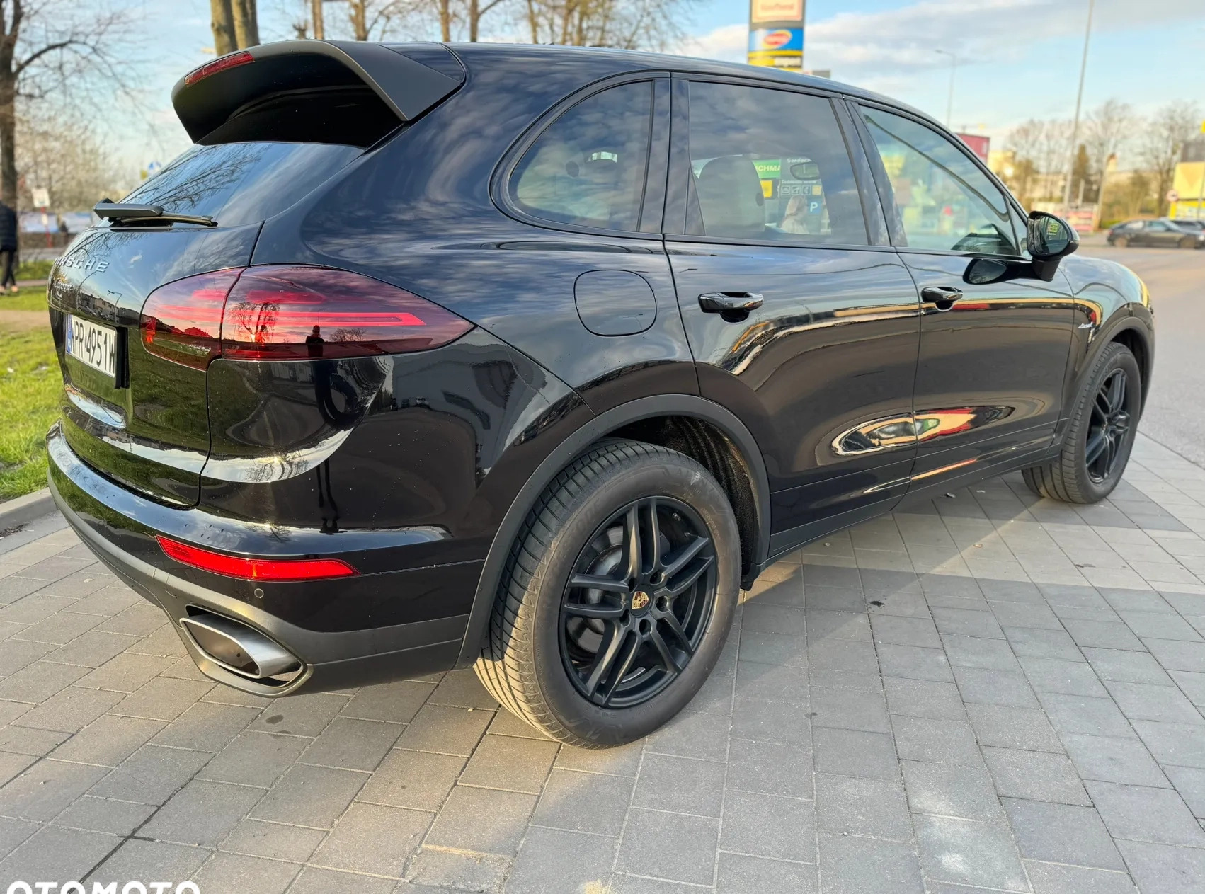 Porsche Cayenne cena 144999 przebieg: 207699, rok produkcji 2015 z Warszawa małe 497